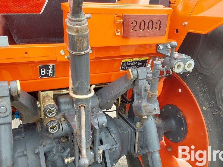 kubota-m5700-image-19