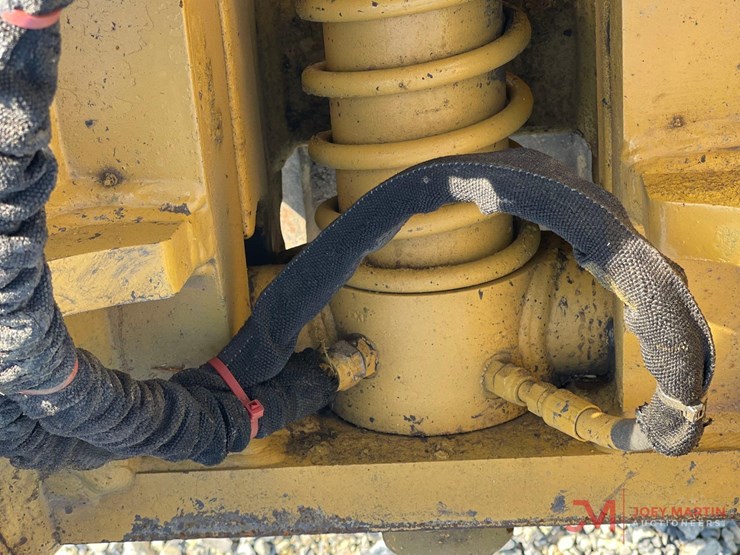 caterpillar-336-image-5