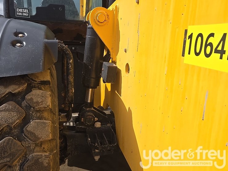 2017-jcb-510-56-image-37