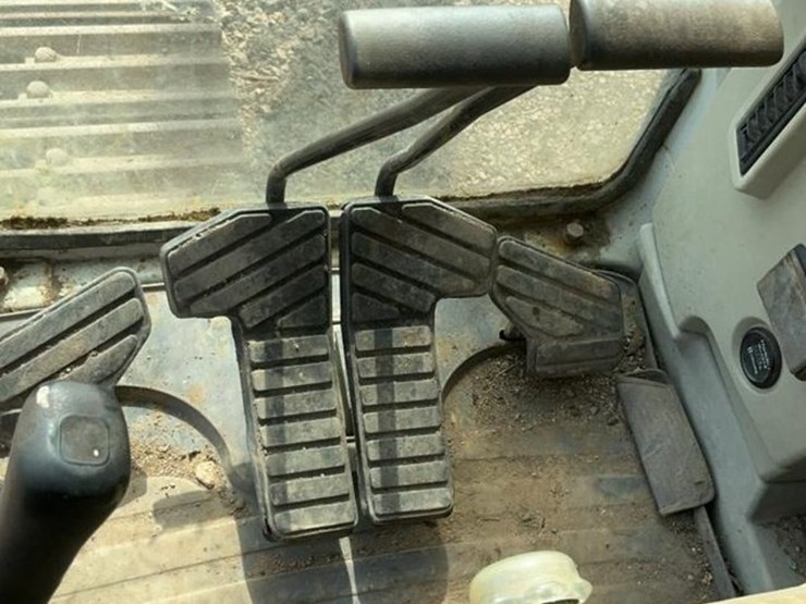 2012-hyundai-robex-290-lc-7a-image-51