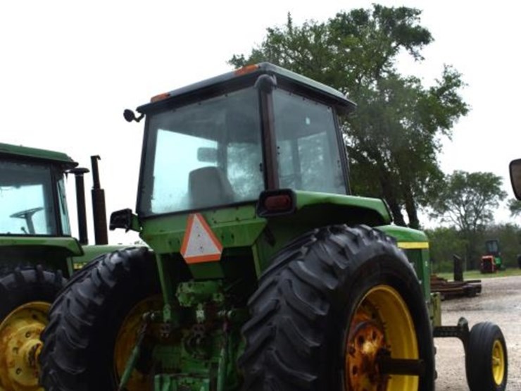 john-deere-4630-image-7