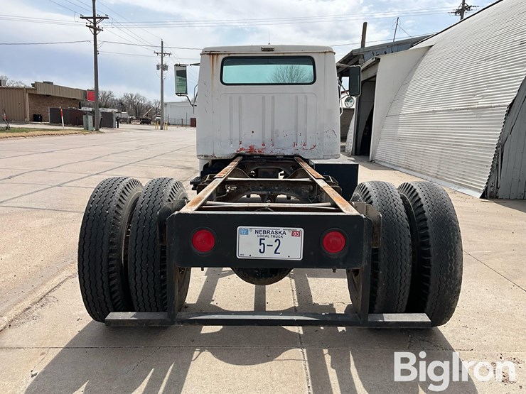 1979-international-345-image-6