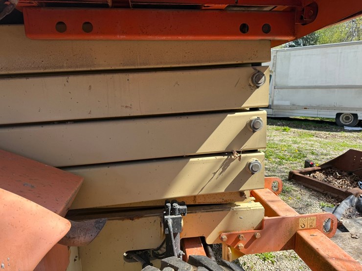 2008-jlg-4394rt-image-18