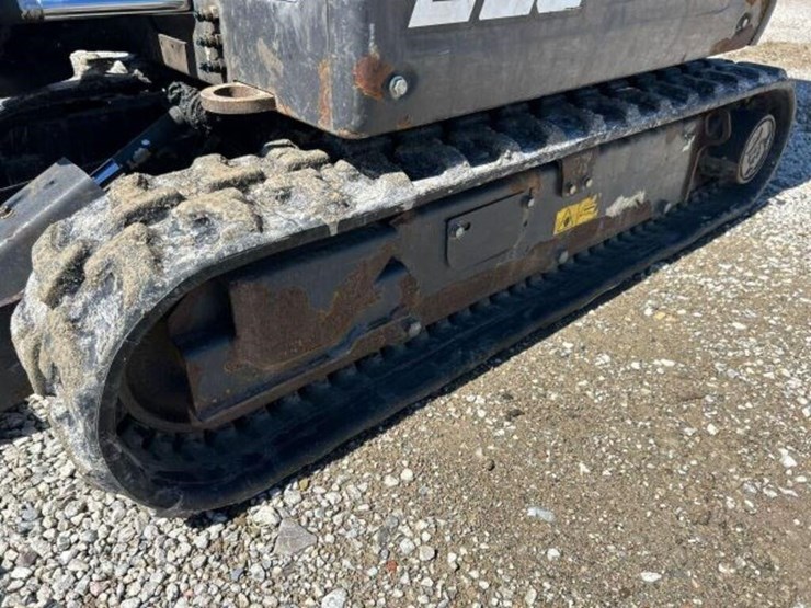 2020-bobcat-e20-image-30