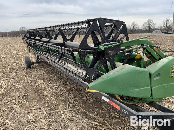 2011-john-deere-625f-image-8