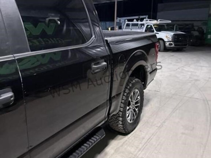 2020-ford-f150-image-6