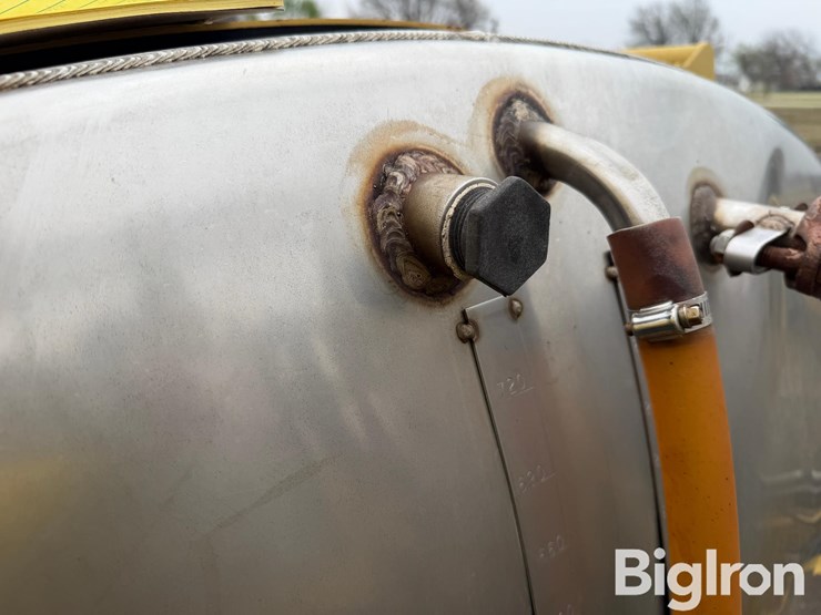 1995-ag-chem-rogator-854-image-18