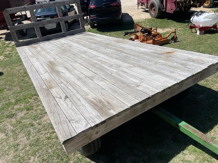 flat-rack-wagon-w/john-deere-gear-image-3