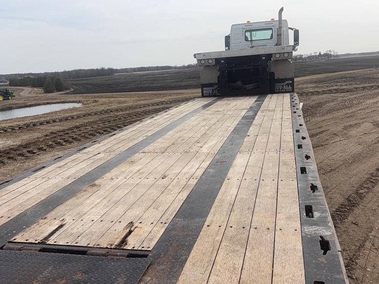 2022-muv-all-5370hdg-image-20