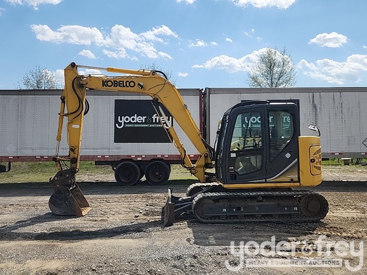 2016-kobelco-sk85cs-3e-image-2