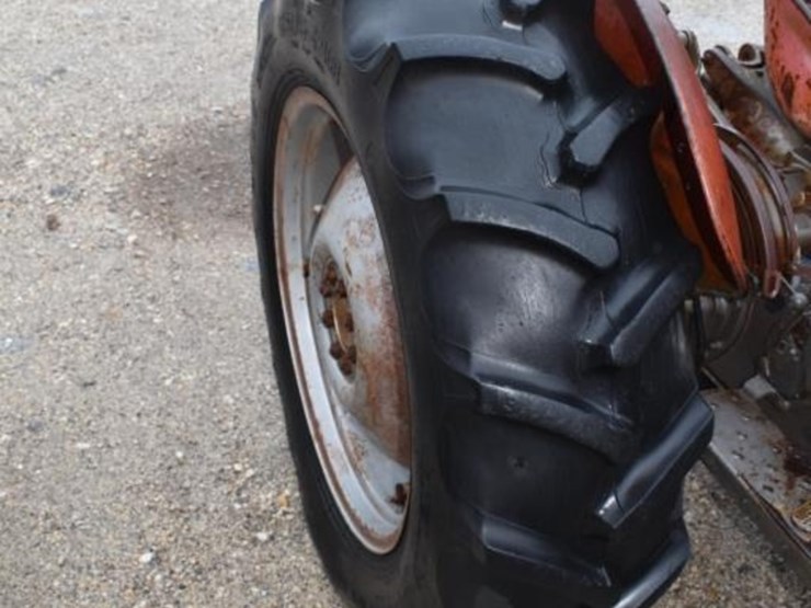 massey-ferguson-230-image-6