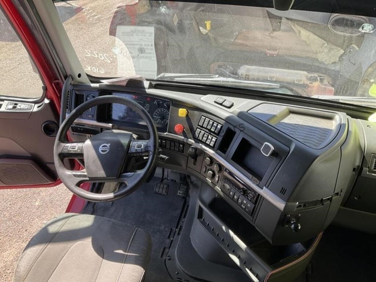 2022-volvo-vnl-760-t/t-image-29