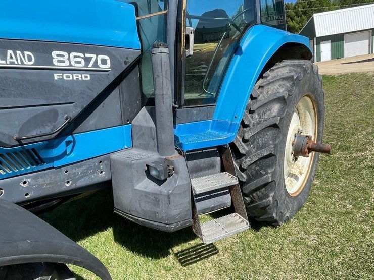 new-holland-8670-image-17