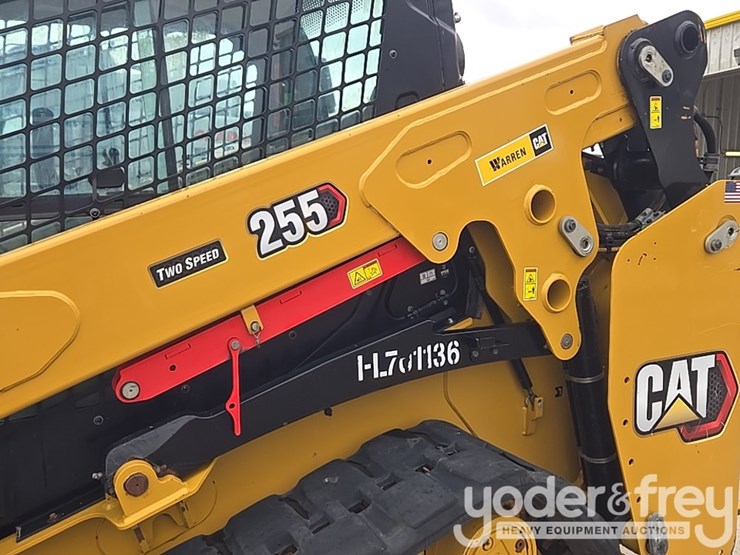 2024-caterpillar-255-image-27