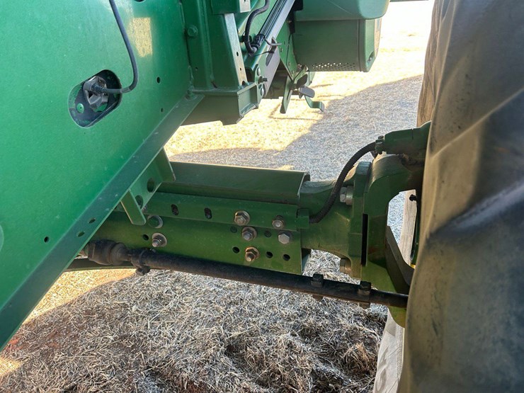 2013-john-deere-s680-image-22