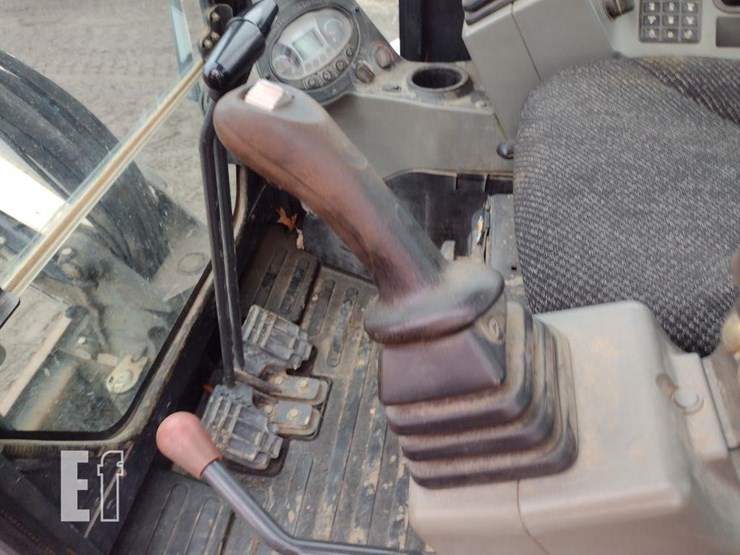 2014-bobcat-e35-image-11