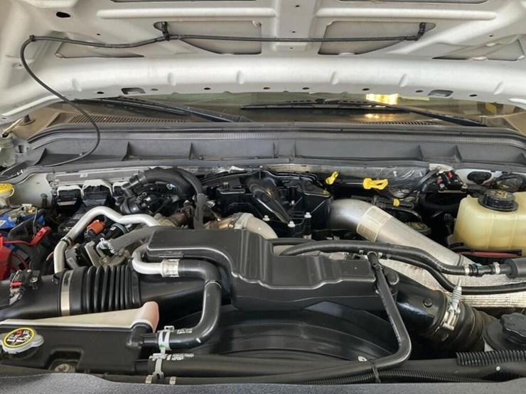 2015-ford-f350-image-12