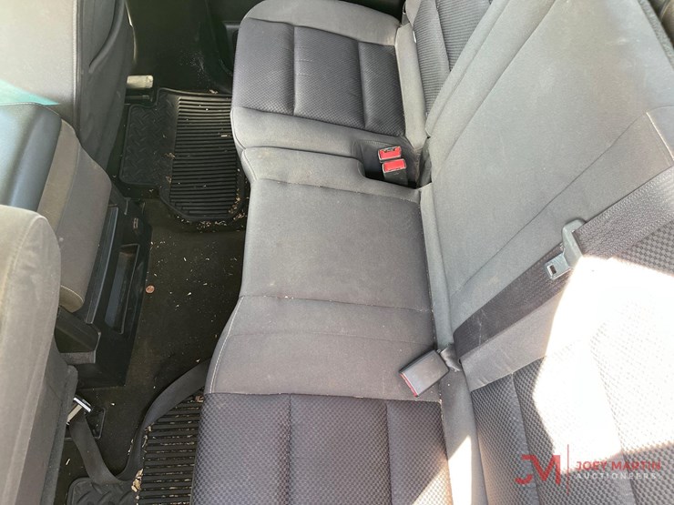 2018-chevrolet-silverado-1500-lt-image-24