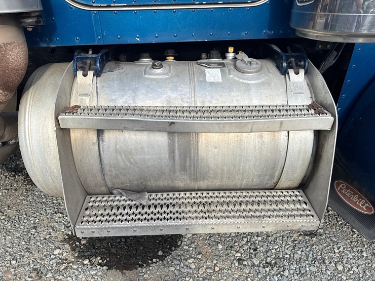 1999-caterpillar-c12-image-41