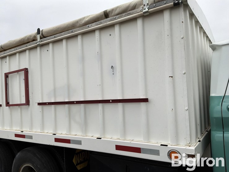 1964-chevrolet-c65-image-17