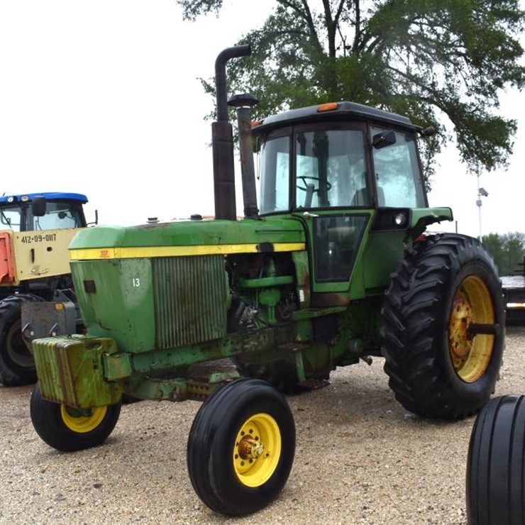 JOHN DEERE 4630