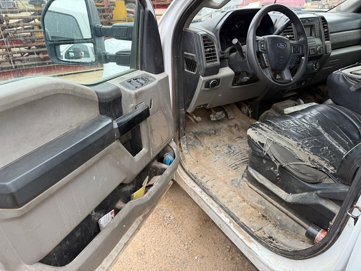 2019-ford-f250-image-10