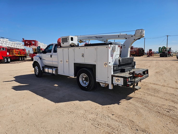 2017-ford-f750-image-3