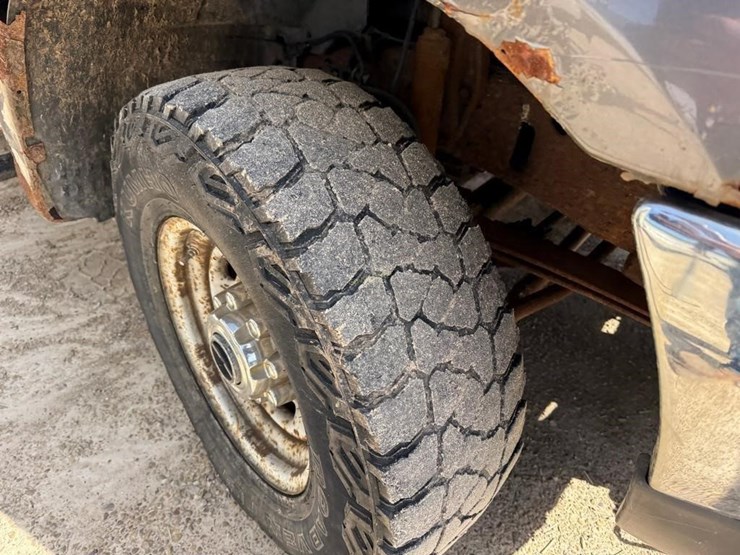 2004-ford-f350-image-4