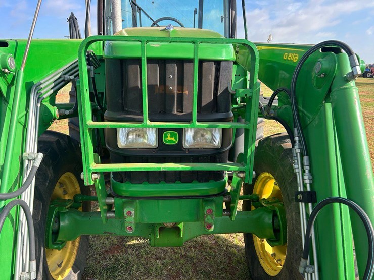 2010-john-deere-6115d-image-18