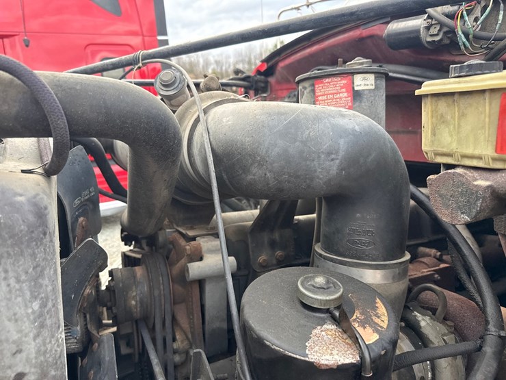 1989-ford-f800-image-15