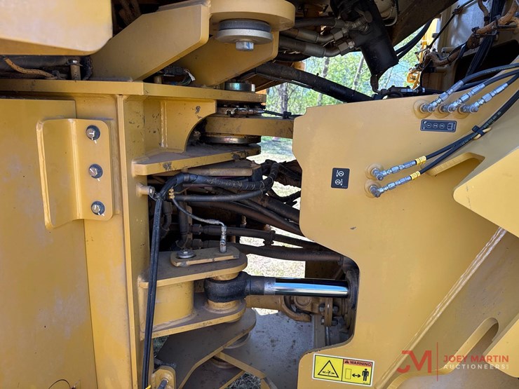 2021-caterpillar-950gc-image-19