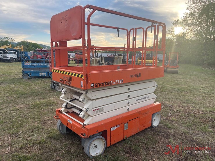 2017-snorkel-s4732e-image-5