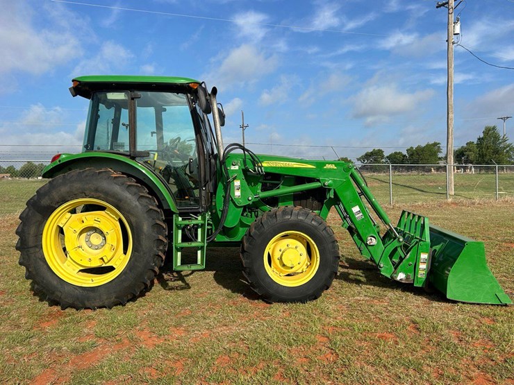 2010-john-deere-6115d-image-36