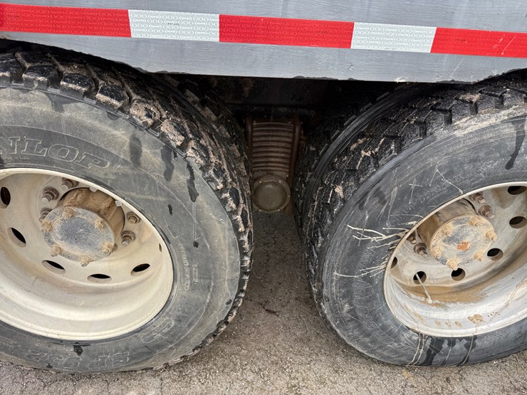 1999-mack-ch613-image-10