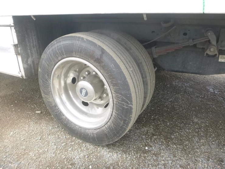 2017-ford-f450-image-21