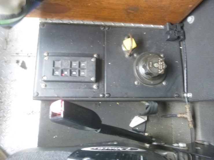 1990-pierce-arrow-image-17