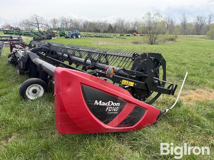 2018-mac-don-fd140-image-5