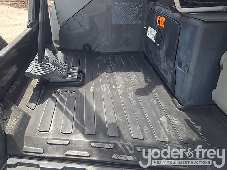 2021-bobcat-e35-image-50