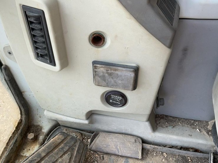 2012-hyundai-robex-290-lc-7a-image-58