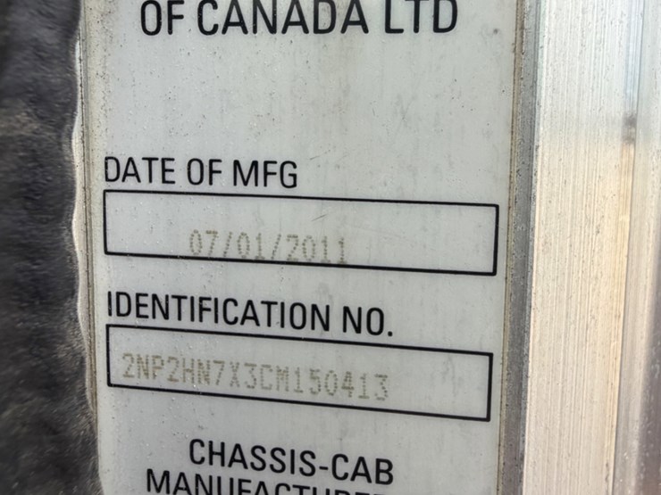 2012-peterbilt-337-image-20