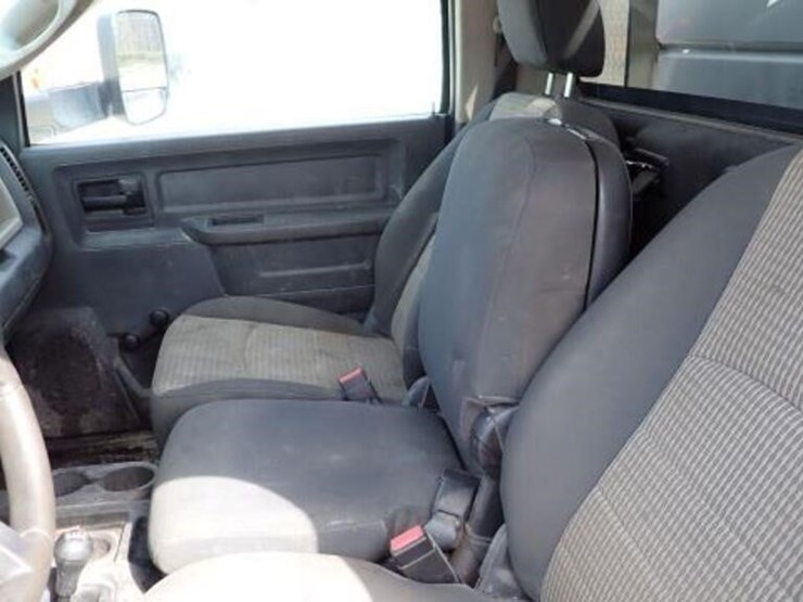 2011-dodge-5500-hd-s/a-service-truck-3d6wu7el3bg61-image-24