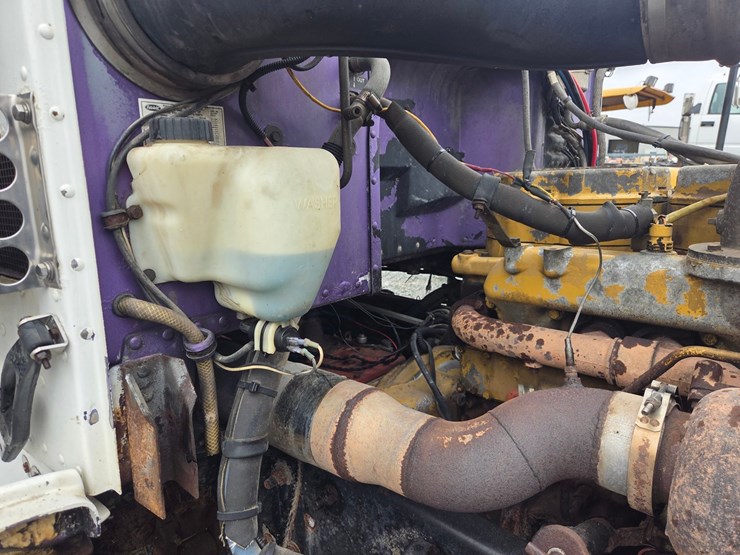 1995-peterbilt-357-image-72