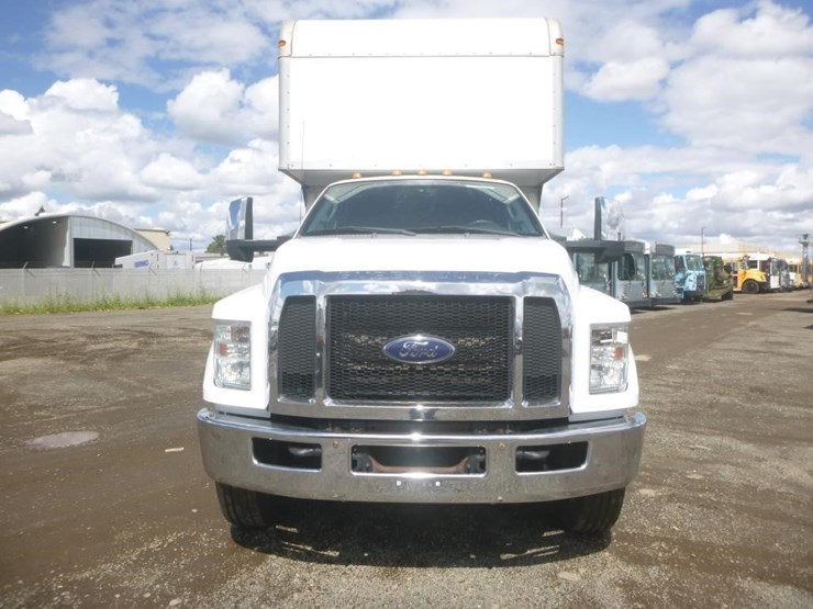 2016-ford-f650-xlt-image-9