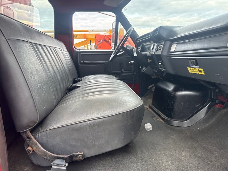 1989-ford-f800-image-58