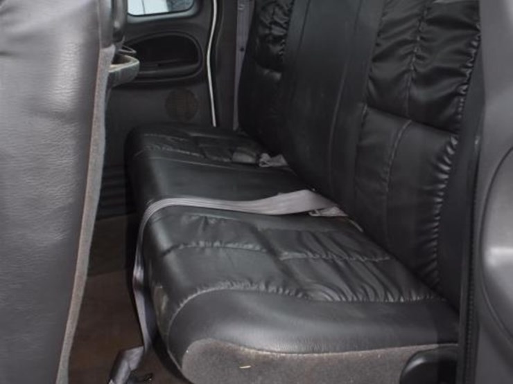 2002-dodge-ram-3500-image-7