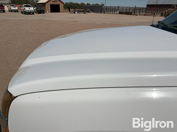 2004-chevrolet-silverado-3500-image-11