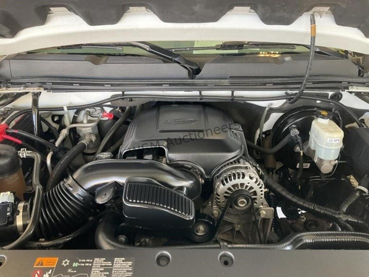 2012-chevrolet-silverado-1500-image-10