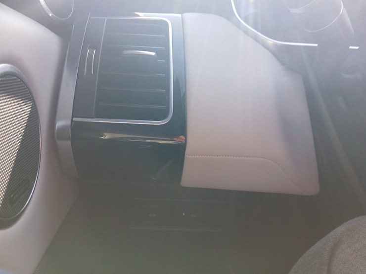 2016-land-rover-range-rover-image-53