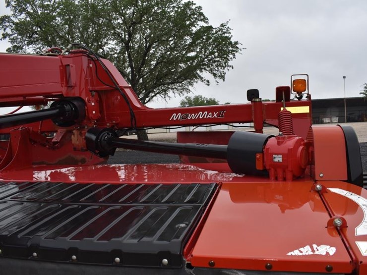 new-holland-313-image-6