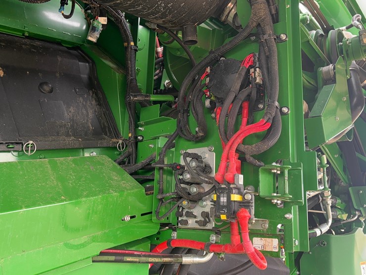 2023-john-deere-s780-image-11